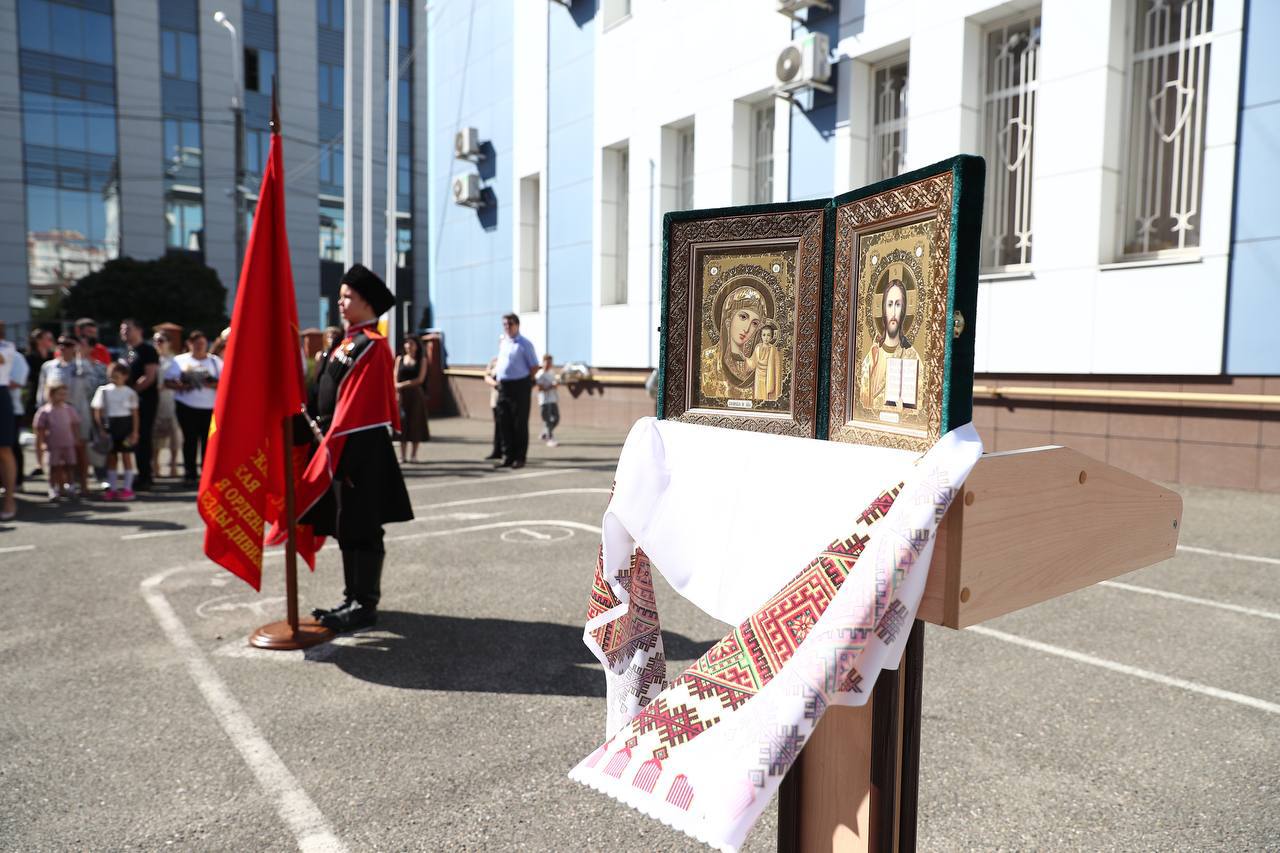 Краснодарских школьников приняли в ряды казачат